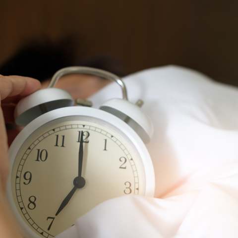 Les Bienfaits du CBD pour Améliorer le Sommeil des Sportifs : Un Soutien Naturel pour la Récupération